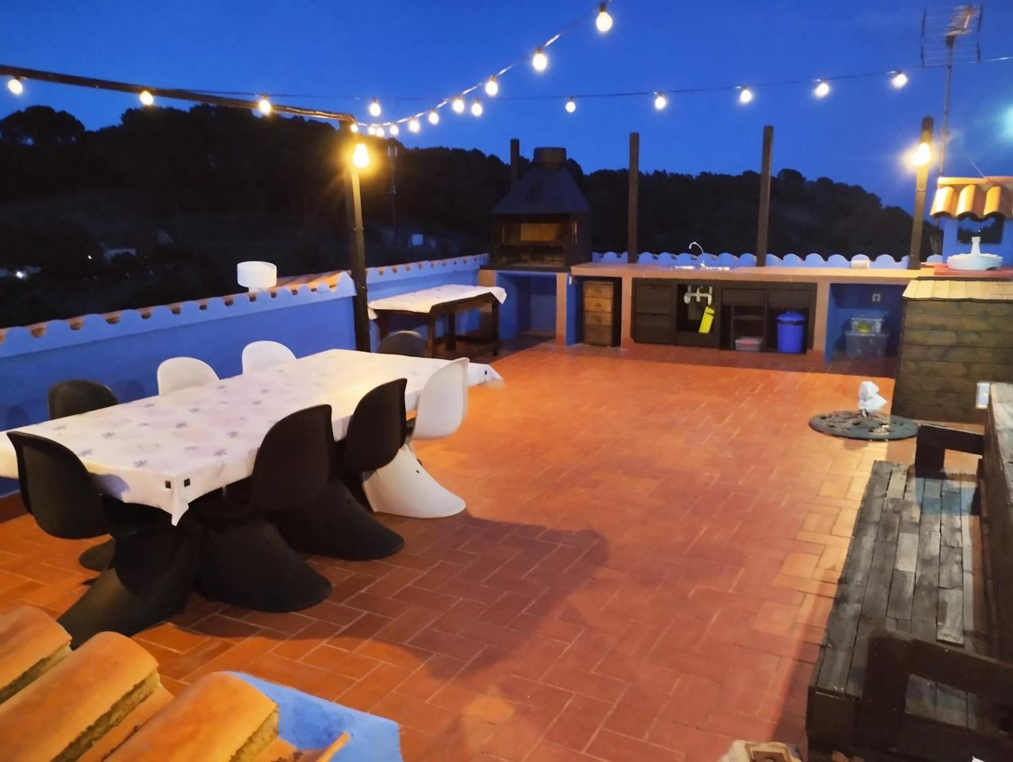 Villa Pura Vida Piscina Barbacoa Y Vistas Al Mar à Pineda de Mar Extérieur photo